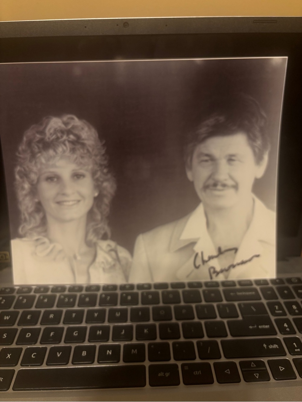 5 Charles Bronson, sign pictures, Jill Ireland Bronson’s daughter has two dogs